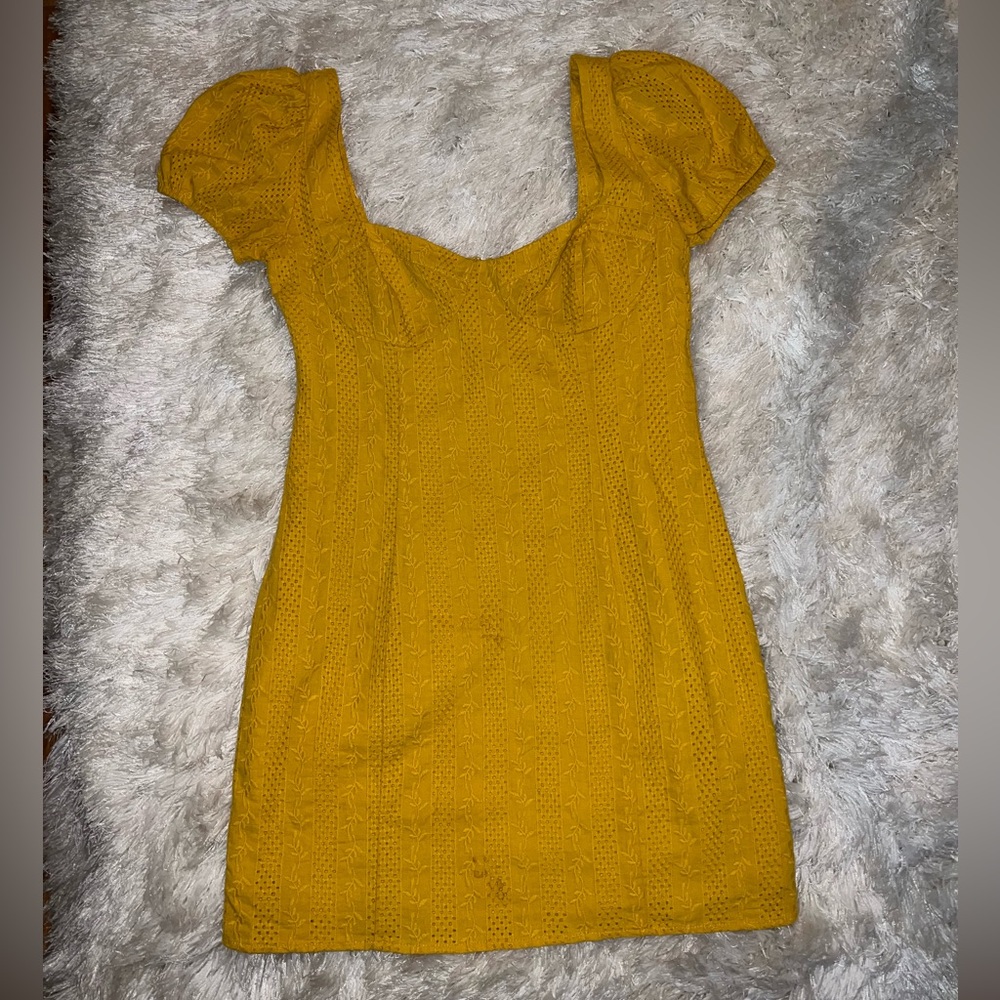Brand: Forever 21 size: Medium Color: Yellow